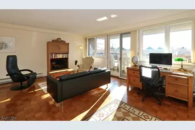 1 Euclid Ave #5F, Summit, NJ 07901 - Photo 4