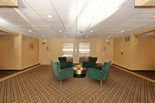 1 Euclid Ave, Summit, NJ 07901 - Photo 34