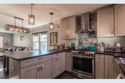 34 Heights Ave, Fair Lawn, NJ 07410 - Photo 4