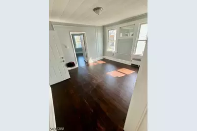 127 Dewey St, Newark, NJ 07112 - Photo 4