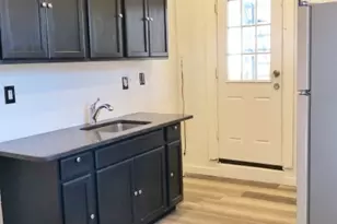 227 E 3rd Ave, Roselle, NJ 07203 - Photo 12