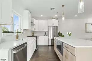 188 Canterbury Ave, North Arlington, NJ 07031 - Photo 6