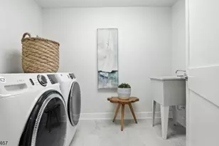 188 Canterbury Ave, North Arlington, NJ 07031 - Photo 8