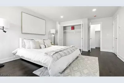 188 Canterbury Ave, North Arlington, NJ 07031 - Photo 16