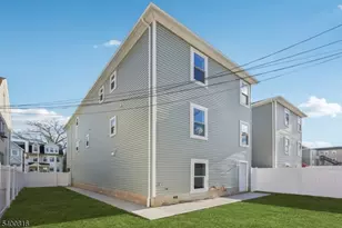 139 N 15th St, East Orange, NJ 07017 - Photo 42