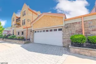 36 W 14th St Unit, Bayonne, NJ 07002 - Photo 2