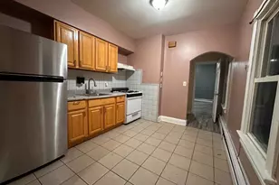 748 Trumbull St, Elizabeth, NJ 07201 - Photo 4