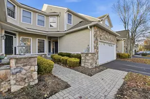 29 Pine Valley Rd, Livingston, NJ 07039 - Photo 2