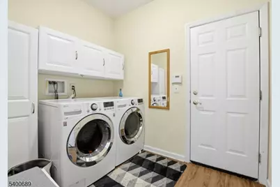 29 Pine Valley Rd, Livingston, NJ 07039 - Photo 14