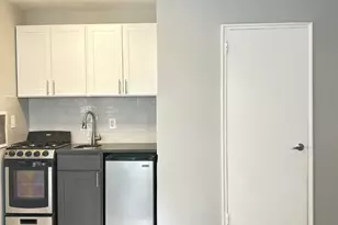 320 Claremont Ave Unit A, Montclair Twp., NJ 07042 - Photo 8