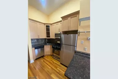 208 Washington St #2A, Jersey City, NJ 07302 - Photo 1