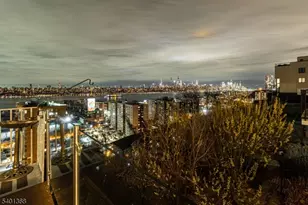 152 Pine St, Cliffside Park, NJ 07010 - Photo 14