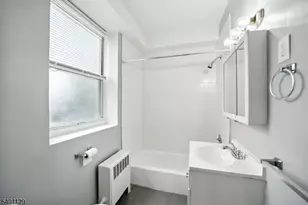 819 Bloomfield Ave Unit, Montclair Twp., NJ 07042 - Photo 14