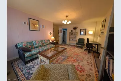 107 Greenwich St, Belvidere, NJ 07823 - Photo 2