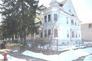 572 E 25th St, Paterson, NJ 07514 - Photo 10