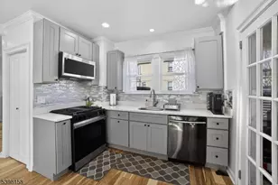 121 Myrtle St, Roselle, NJ 07203 - Photo 12