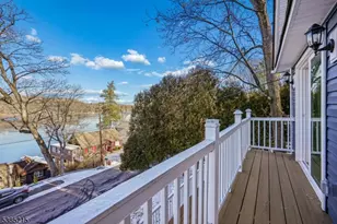 49 Birch Pkwy, Byram Township, NJ 07871 - Photo 4