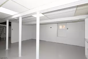 316 W Gibbons St, Linden, NJ 07036 - Photo 12