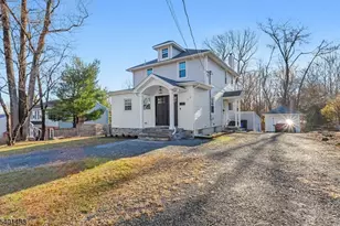 17 Lakeview Ave, Park Ridge, NJ 07656 - Photo 2