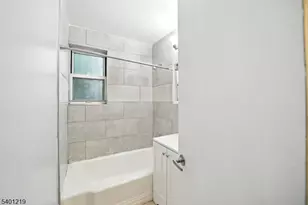 819 Bloomfield Ave Unit, Montclair Twp., NJ 07042 - Photo 8