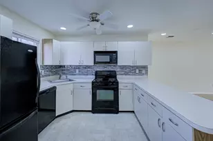 208 Blackberry Ct, Raritan Township, NJ 08822 - Photo 6