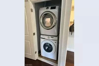 90 Clinton Ave #408, Newark, NJ 07114 - Photo 4