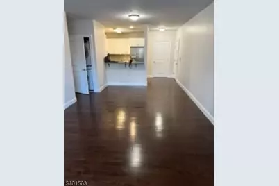 90 Clinton Ave #408, Newark, NJ 07114 - Photo 6