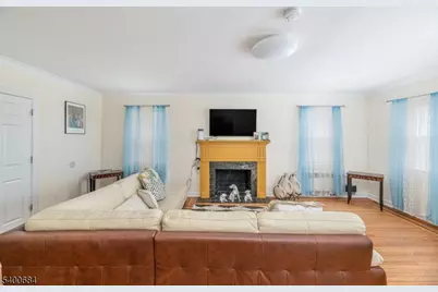 836-838 S 11th St, Newark, NJ 07108 - Photo 6