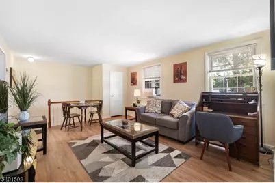 445 Morris Ave #4, Springfield Twp., NJ 07081 - Photo 4