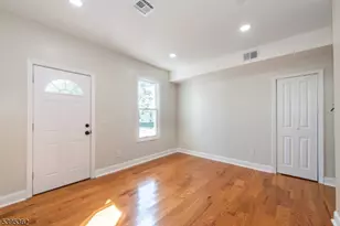 26 Washington St, Montclair, NJ 07042 - Photo 16