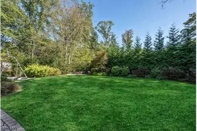 525 Pines Lake Dr, Wayne, NJ 07470 - Photo 38