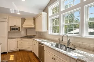 525 Pines Lake Dr, Wayne, NJ 07470 - Photo 16