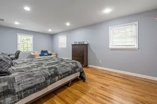 525 Pines Lake Dr, Wayne, NJ 07470 - Photo 28