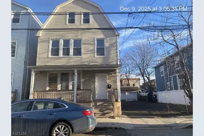 72-74 Willoughby St #2, Newark, NJ 07112 - Photo 1