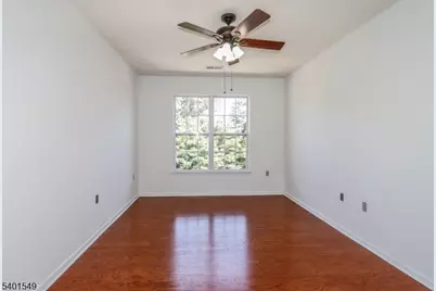 439 Sophee Ln, Lakewood Twp., NJ 08701 - Photo 18