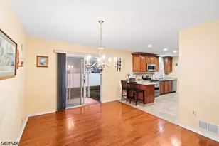 71 Dukes Rd, Rahway, NJ 07065 - Photo 10