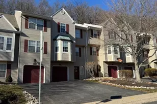 117 Pinehurst Dr, Washington Township, NJ 07882 - Photo 2