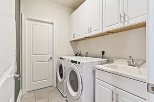 715 Parker Blvd, West Windsor Township, NJ 08550 - Photo 24