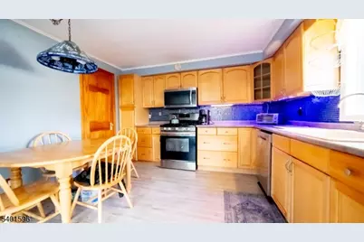 21 Edison Ave, Ogdensburg, NJ 07439 - Photo 2