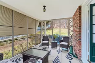 95 Hillside Dr, North Haledon, NJ 07508 - Photo 8