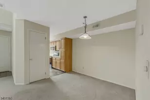 62 Bentley Ct Condo, Bedminster Township, NJ 07921 - Photo 8