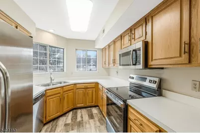 62 Bentley Court Condo, Bedminster Township, NJ 07921 - Photo 14