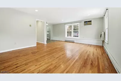 23 Madison St #3, Newton, NJ 07860 - Photo 4