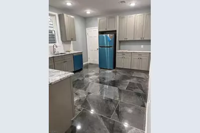 22 Knickerbocker Ave, Paterson, NJ 07503 - Photo 6