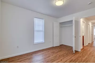 87-A N 18th St, East Orange, NJ 07017 - Photo 12