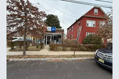 286 W Clay Ave, Roselle Park, NJ 07204 - Photo 2