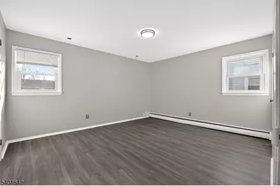 569 Scotland Rd, Union Township, NJ 07083 - Photo 12