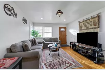 188 Luddington Ave, Clifton, NJ 07011 - Photo 2