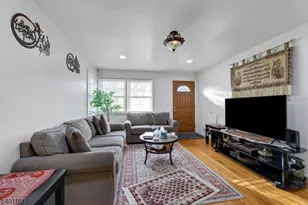 188 Luddington Ave, Clifton, NJ 07011 - Photo 2