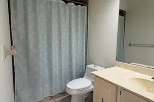 1709 Woodbridge Commons Way, Woodbridge Township, NJ 08830 - Photo 12